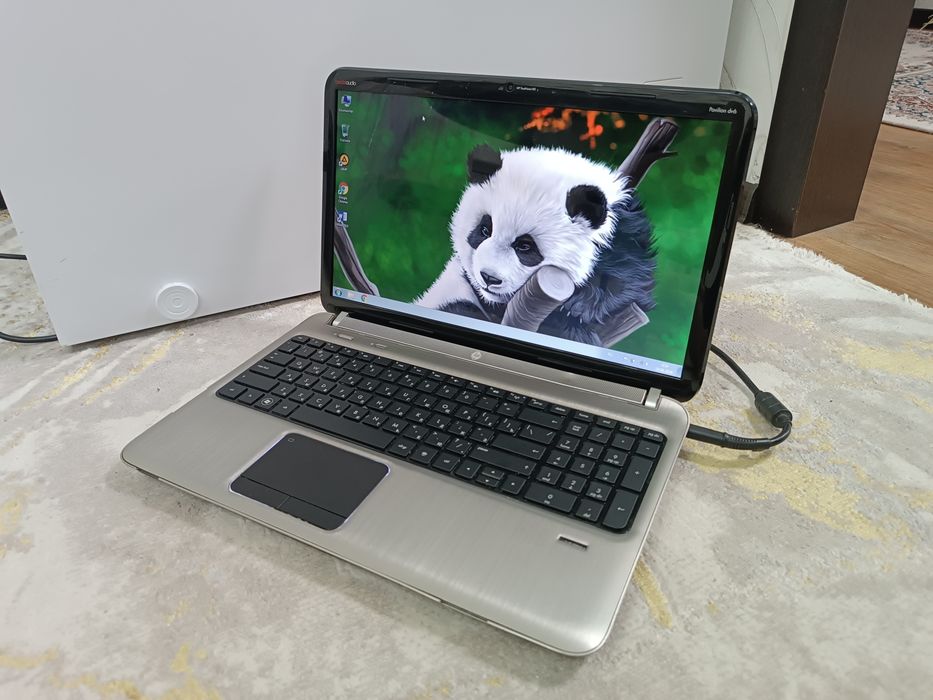 Ноутбук HP i5 / AMD Windows.