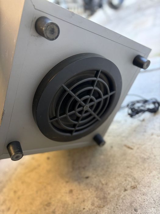 Активен буфер Universum LB1305