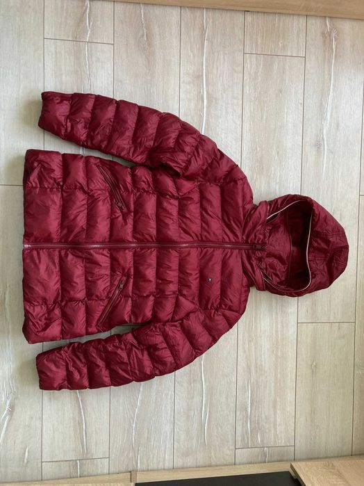 Tommy Hilfiger женско зимно яке размер L