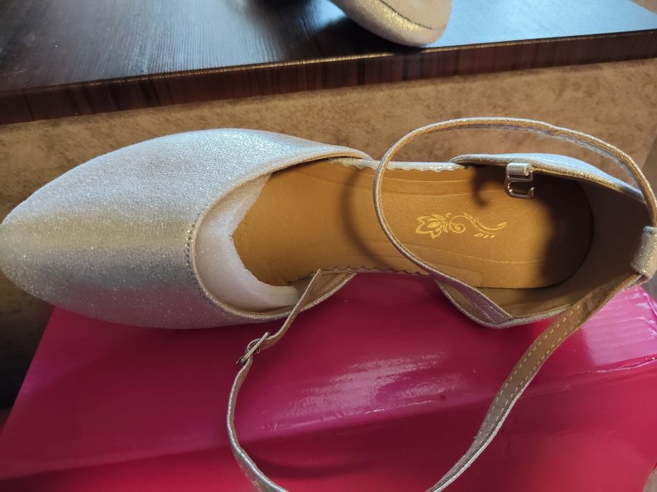 Туфли для бальных танцев