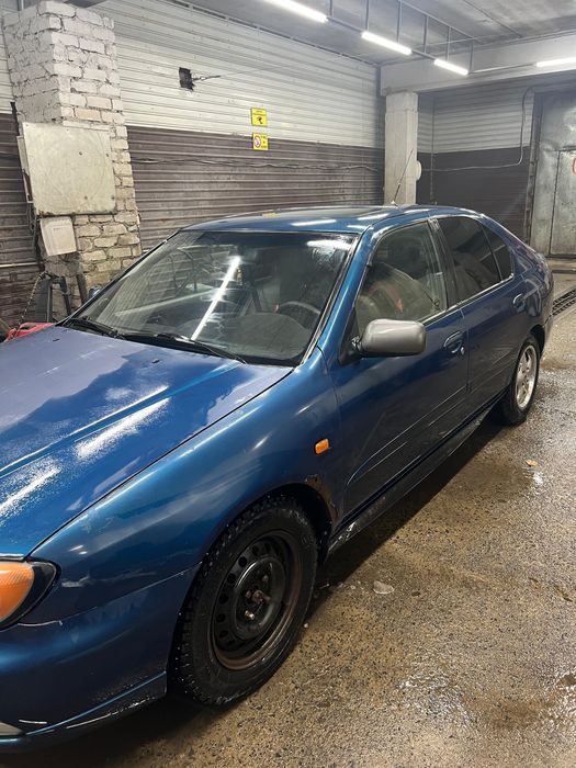Nissan Primera 1999