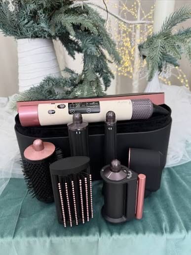 Стайлер для волос Dyson