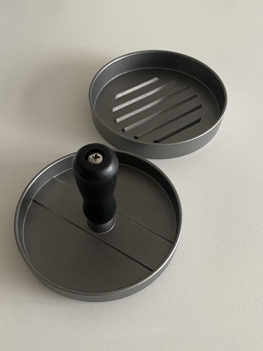 Немска преса за бургери KELA