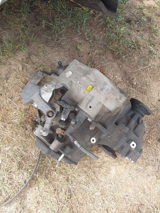 Cutie Viteze Skoda Rapid Fabia 3 Polo Ibiza 1.4 TDI Diesel CUS Manuala