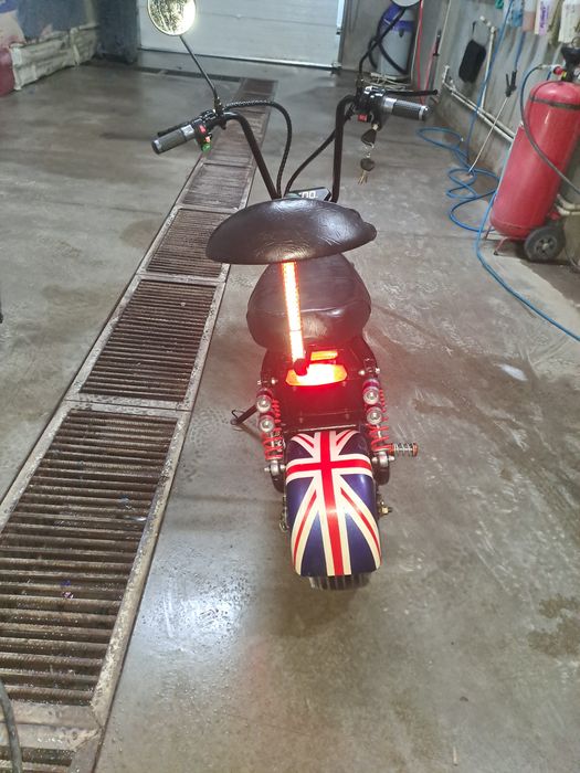 Vand Scuter electric