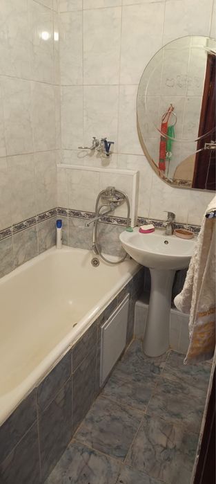 Ищу на подселенин двух девушек!