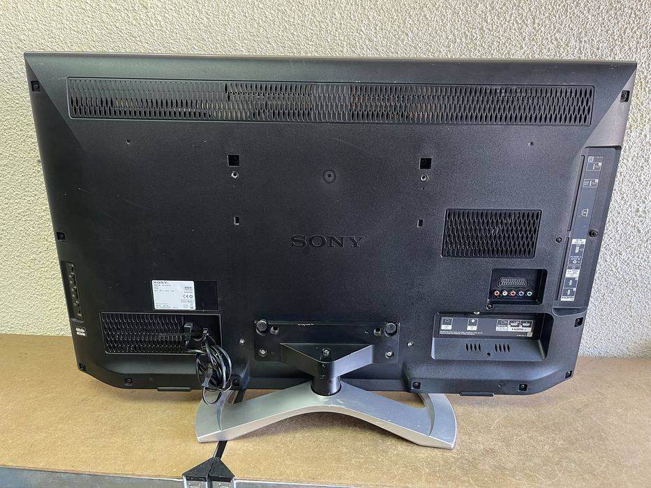 Телевизор SONY Full HD LED 40“ - KDL-40HX750