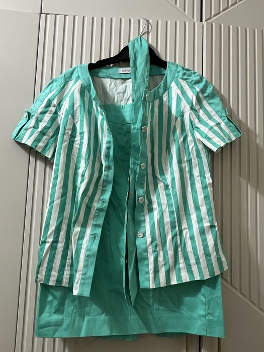 Продам летние платья