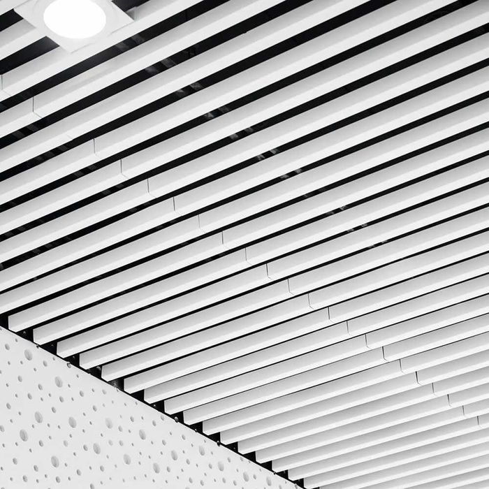 Tavane lamelare aluminiu – Montaj profesional