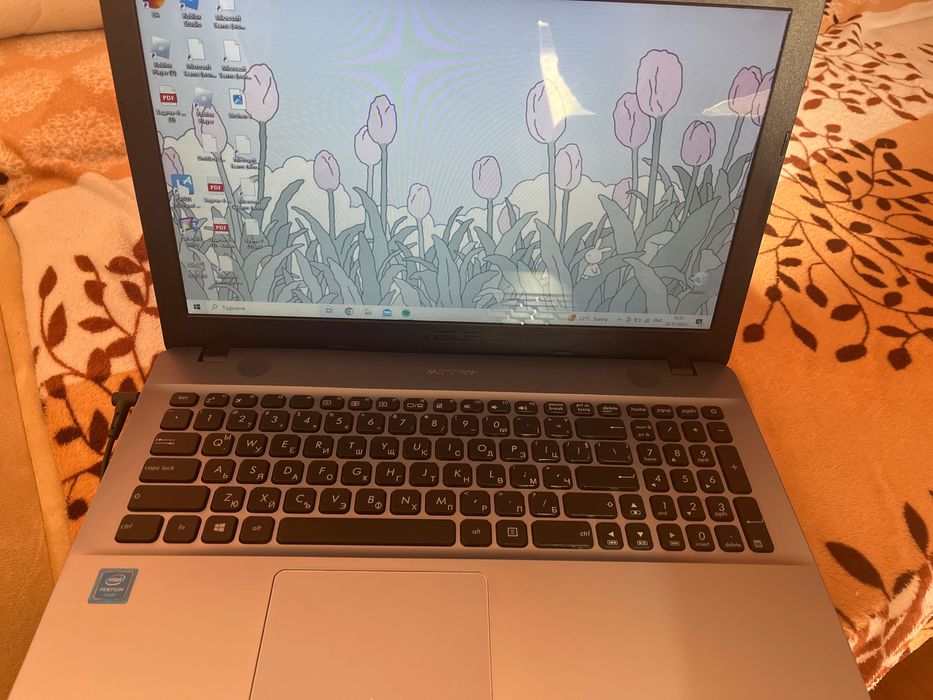 Лаптоп Asus x541n