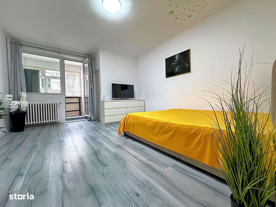 Titan - Costin Georgian Metrou 3 minute Garsoniera renovata Comision 0