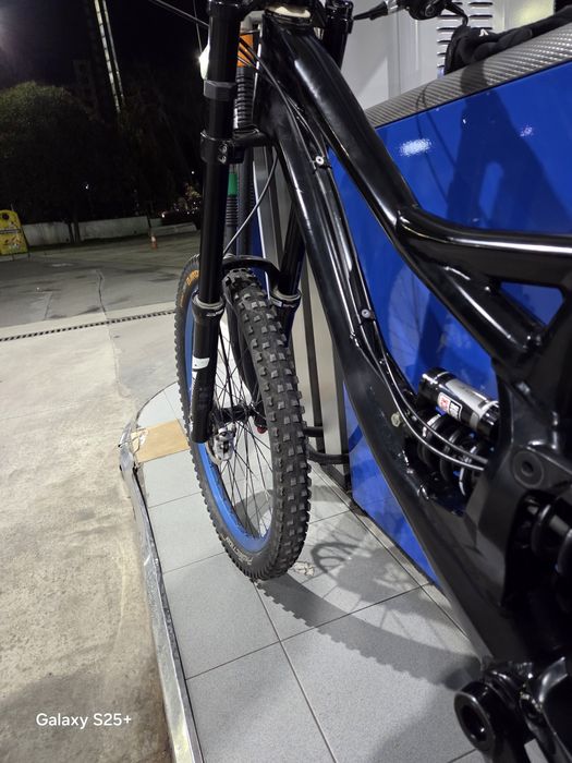 Specialized Demo 8  Black Series