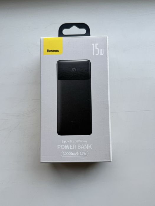 Срочно продам повер банк Baseus original