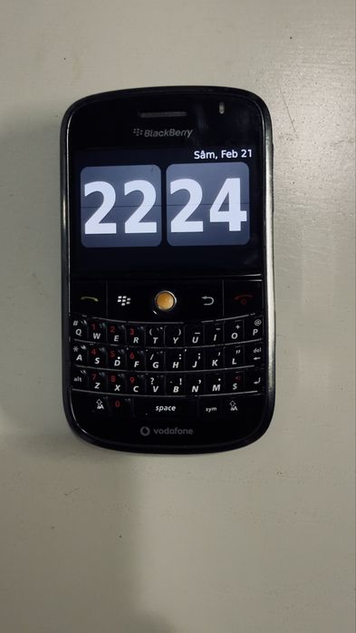 BlackBerry 9000