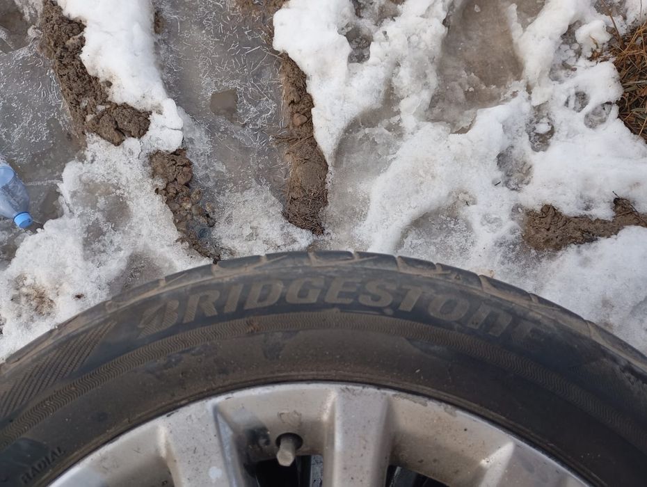 Продам диски оригинал R17