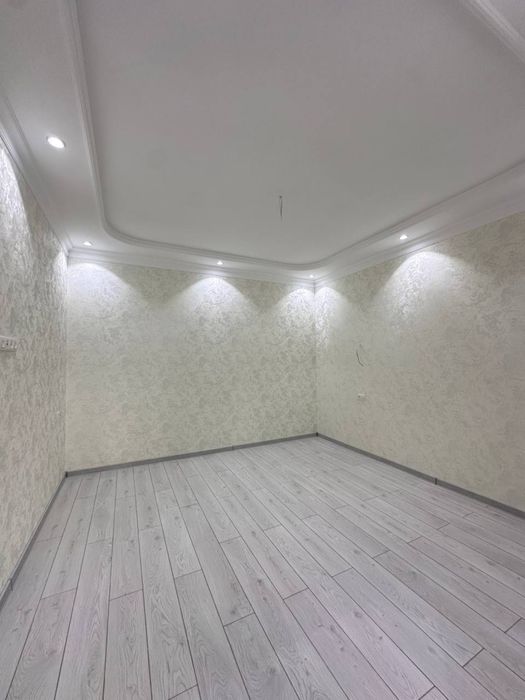 Uchaska sotiladi 2.5 sotix 5 xona 250 кв