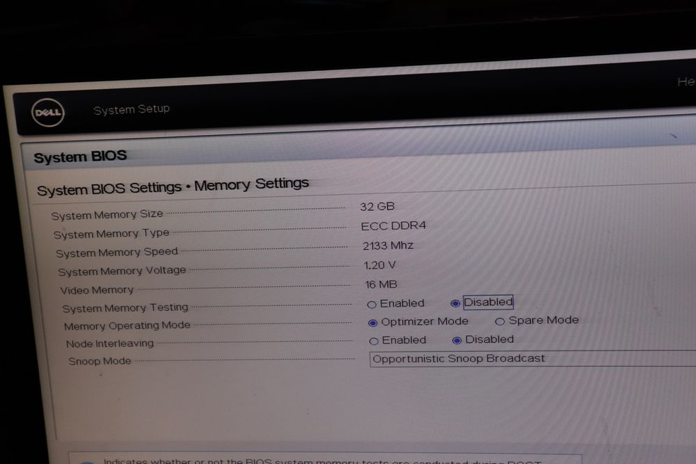Server Dell PE R630 1U 32 Cores 2 x E5-2683 V4 200Gb SSD SAS 32Gb 1500W X520-DA2 + 2x10G Gtek