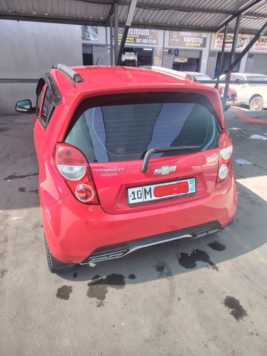 Спарк 2012 автомат 1 евро срочно