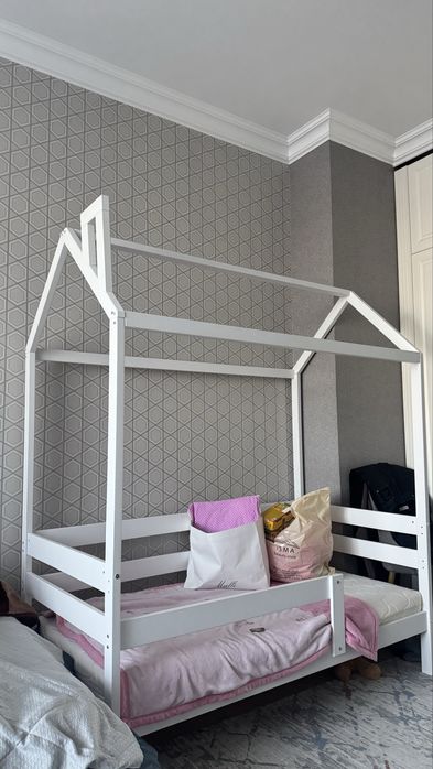 Продам детскую кровать