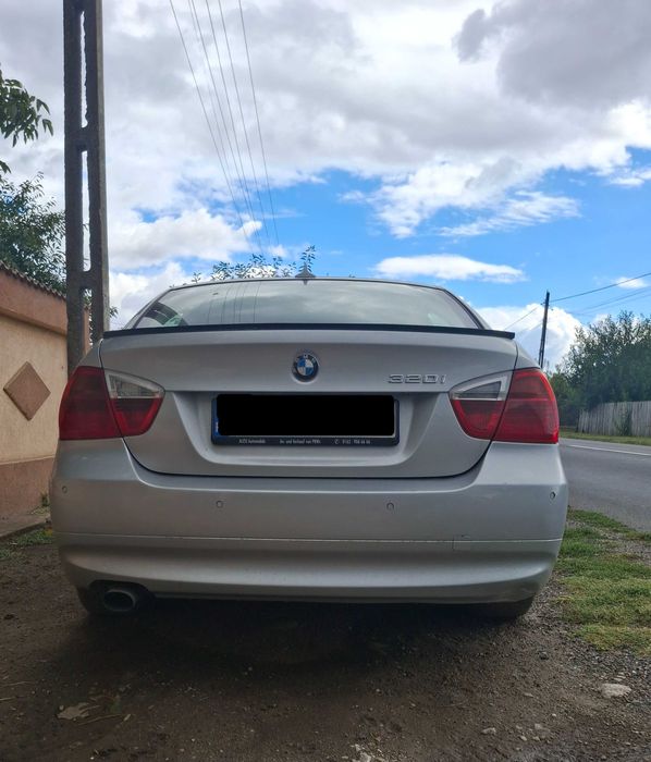BMW 320i 2.0 Benzina 150 CP / 2006 / Manuala / Piele