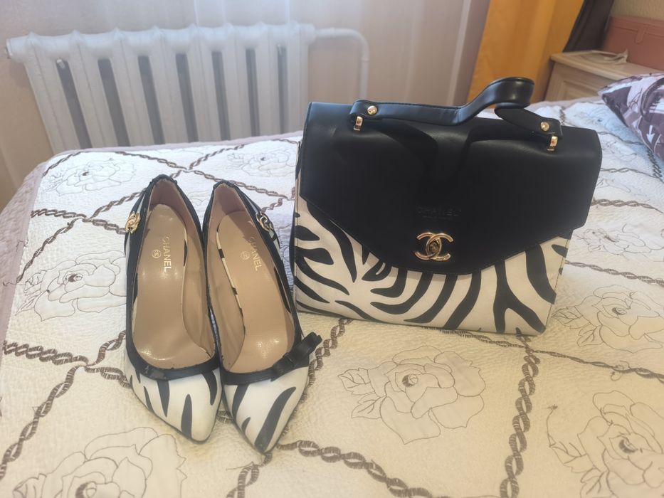 Продам туфли на шпильке