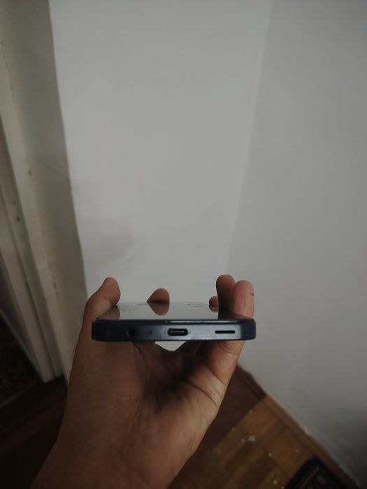 Samsung a 15 sotiladi.