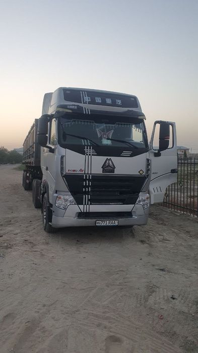 Yuk mashinasi sotiladi.