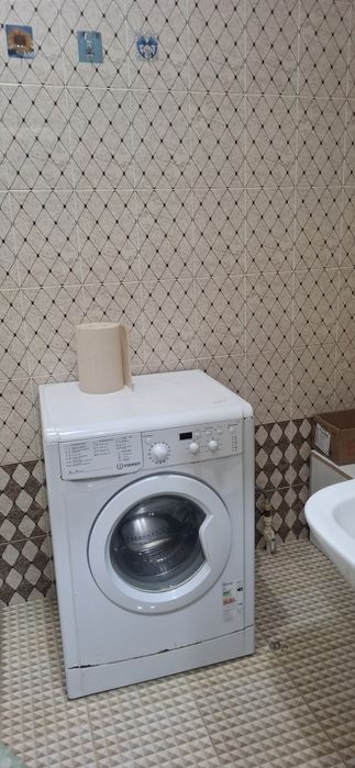 1.  Хоналик квартира ижарага оилга берилади