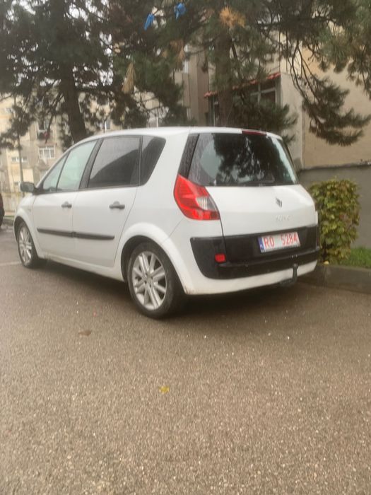 Se vinde. Reno senik