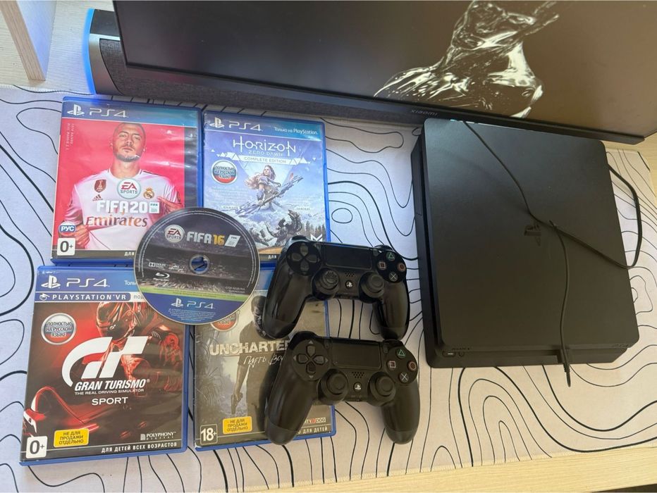 Sony Playstation 4 slim 1tb