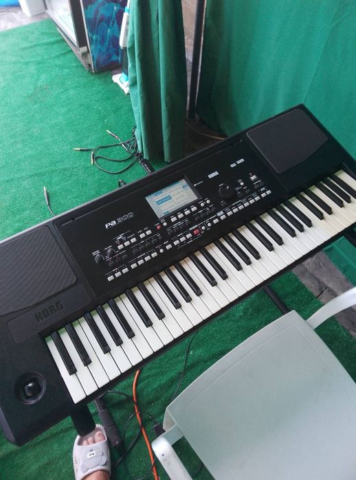 Клавир Korg pa300
