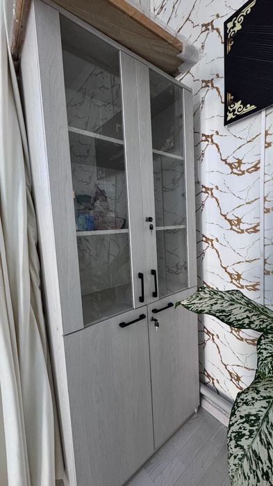 Шкаф сатылады, жағдайы жақсы.