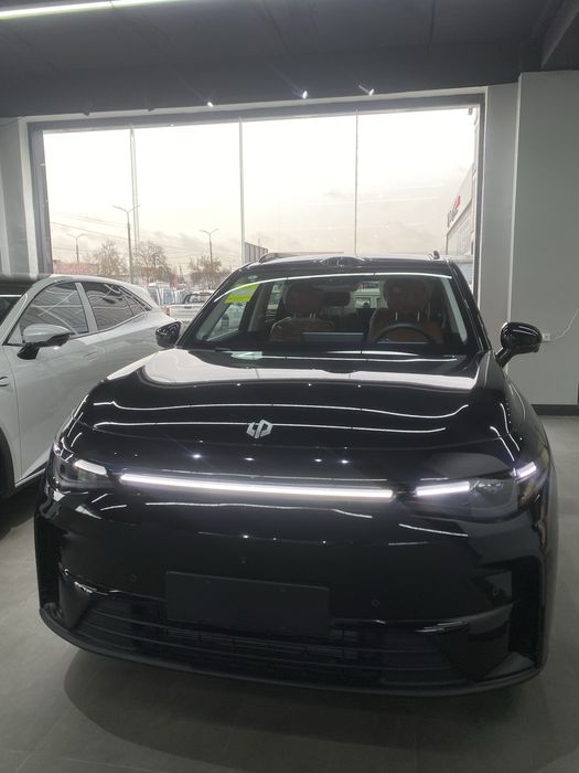 leapmotor c16 gibrid