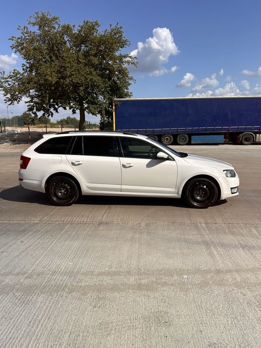 SKODA Octavia 2013 — imagine 2
