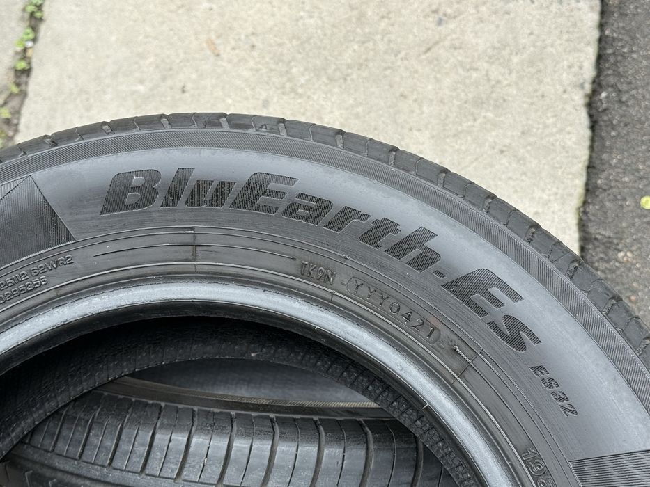 195|65 R15. Yokohama Es32.