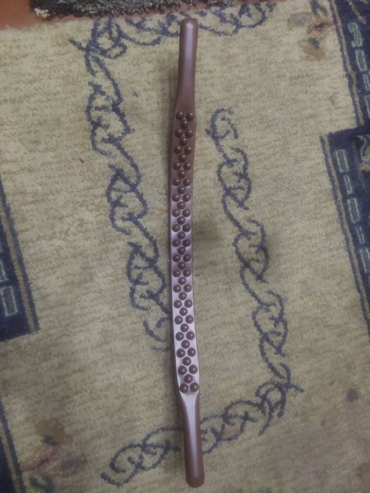 Продам массажёр ручной.