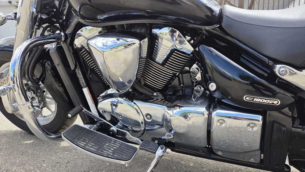 Suzuki Intruder VLR 1800 cc.