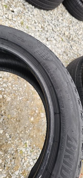 225 45 R 18 Bridgestone vară