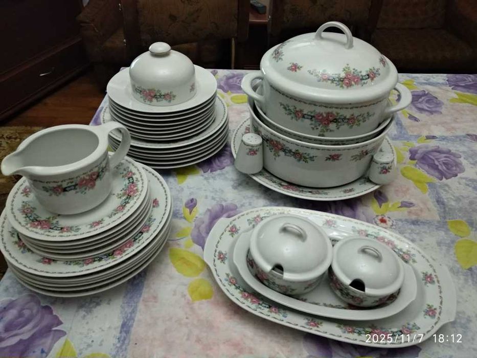 Новый немецкий столовый сервиз на 6 персон
