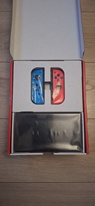 Nintendo switch oled--Nou--Sigilat
