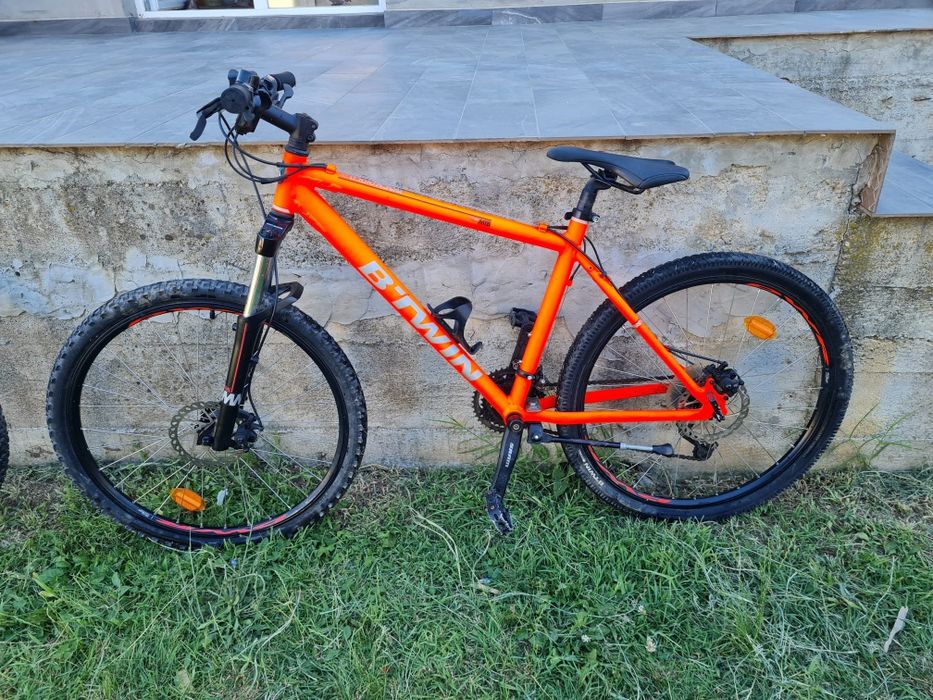 Vând bicicletă B’TWIN Rockrider 24"