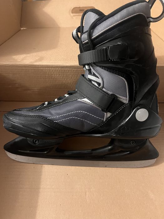 Patine gheata barbatesti marimea 43