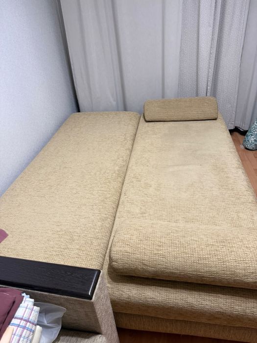 Отдам даром диван