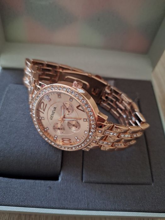 Ceas de mână, GENEVA