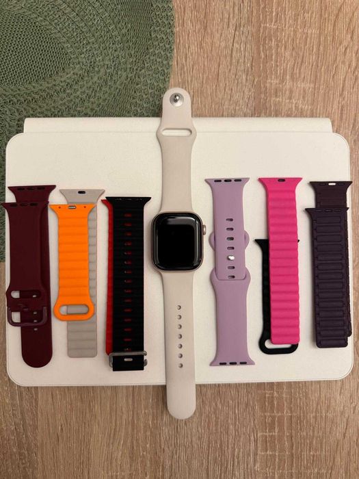 Apple Watch Series 11 42mm GPS, Rose Gold, ca nou. Original.