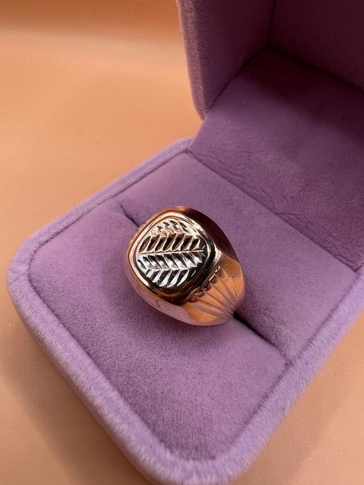 Продам мужское кольцо.