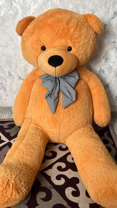 Продам плюшевую мишку 1.60