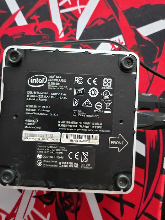 Intel NUC 5i3RYH
