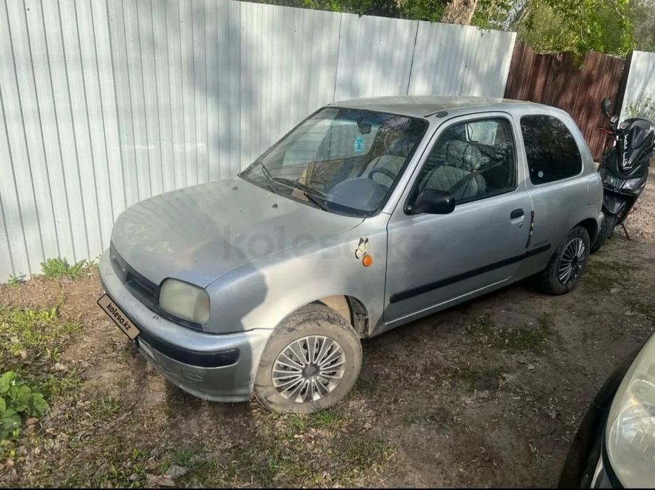 Ниссан Микра 1995