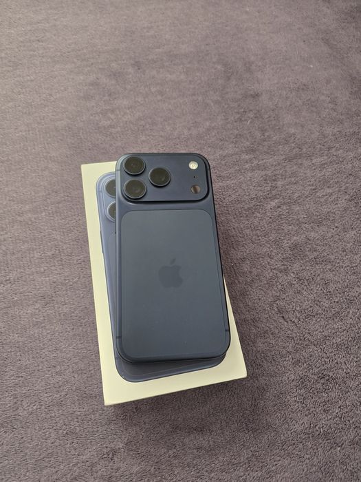 Vand/Schimb Iphone 17 pro/256 Nou- Activat